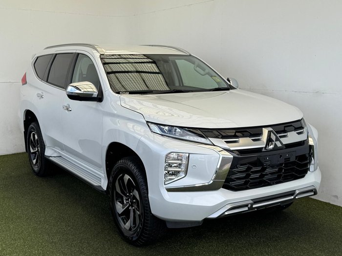 2024 Mitsubishi Pajero Sport