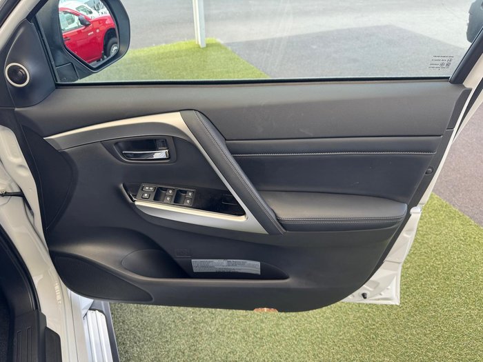 2024 Mitsubishi Pajero Sport Exceed