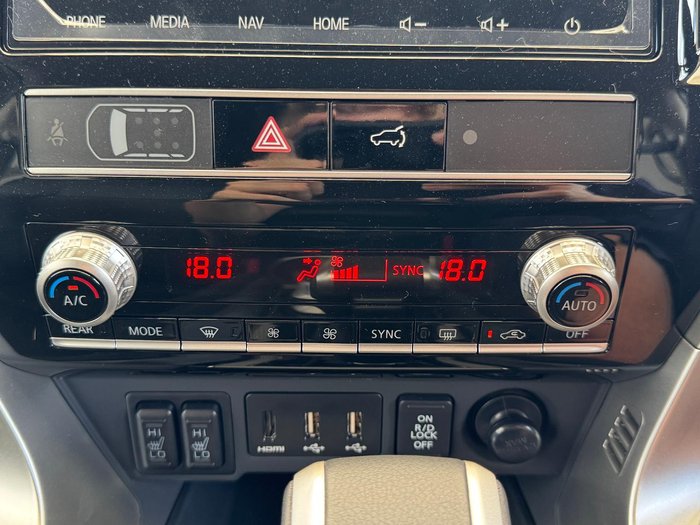 2024 Mitsubishi Pajero Sport Exceed