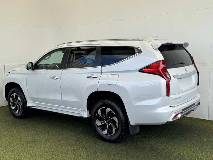 2024 Mitsubishi Pajero Sport Exceed