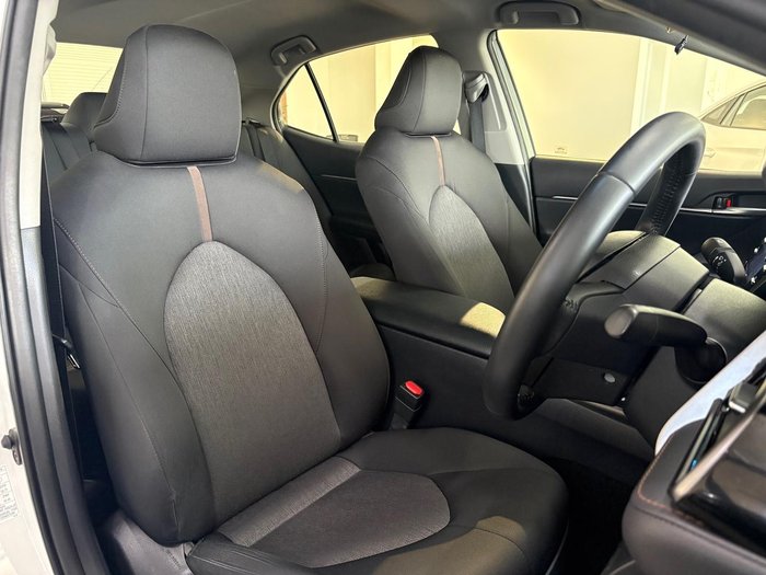 2020 Toyota Camry Ascent Sport