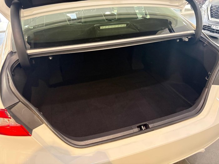 2020 Toyota Camry Ascent Sport