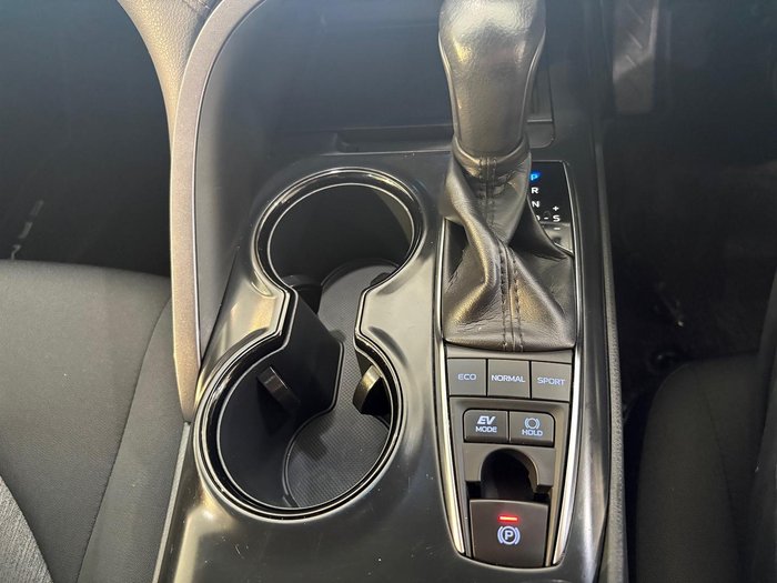 2020 Toyota Camry Ascent Sport