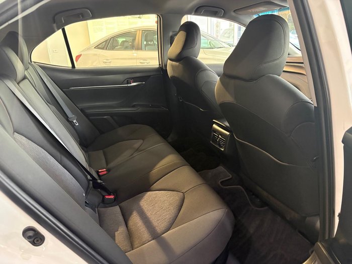 2020 Toyota Camry Ascent Sport