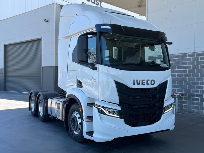 2024 Iveco S-Way AT600