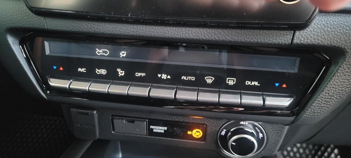 2025 Mazda BT-50 SP