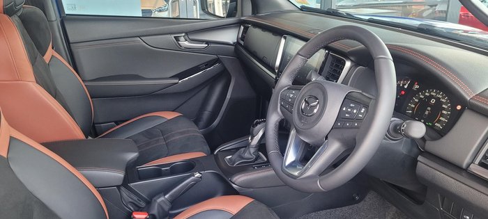 2025 Mazda BT-50 SP