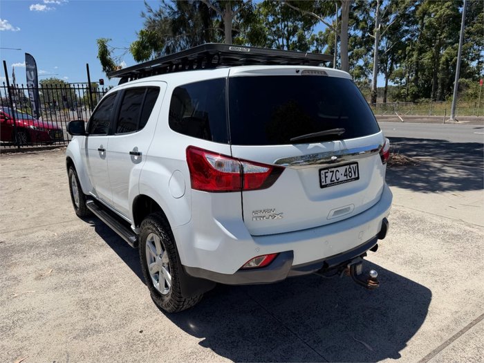2015 ISUZU MU-X LS-U (4x2)