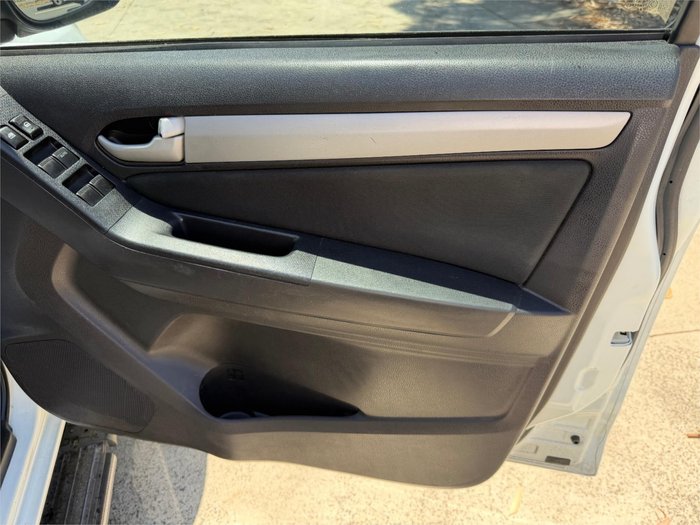 2015 ISUZU MU-X LS-U (4x2)