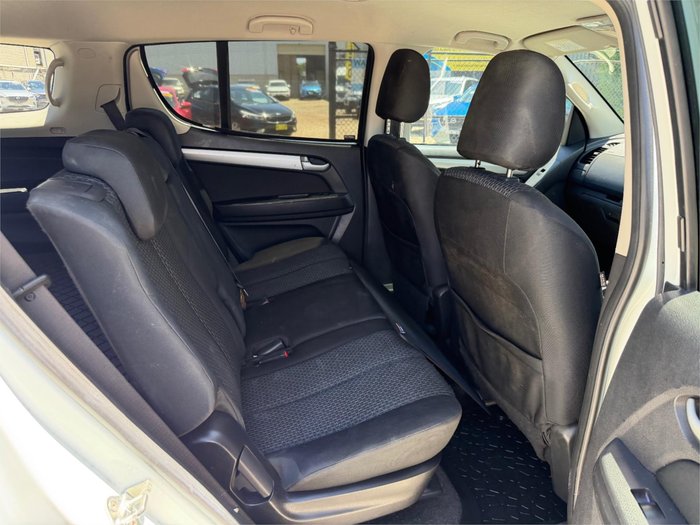 2015 ISUZU MU-X LS-U (4x2)