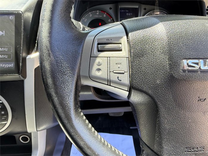 2015 ISUZU MU-X LS-U (4x2)