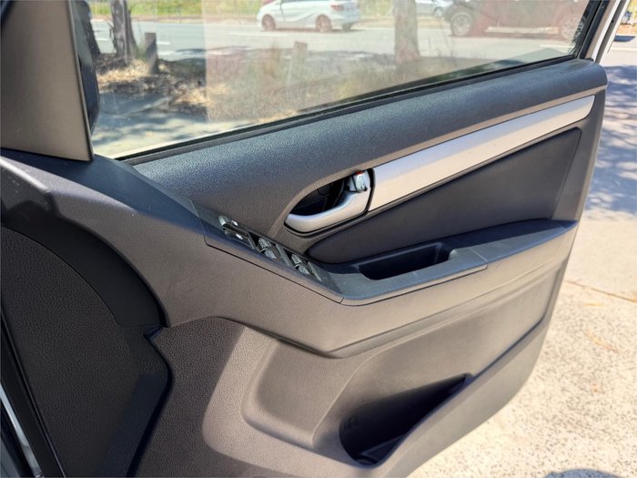 2015 ISUZU MU-X LS-U (4x2)