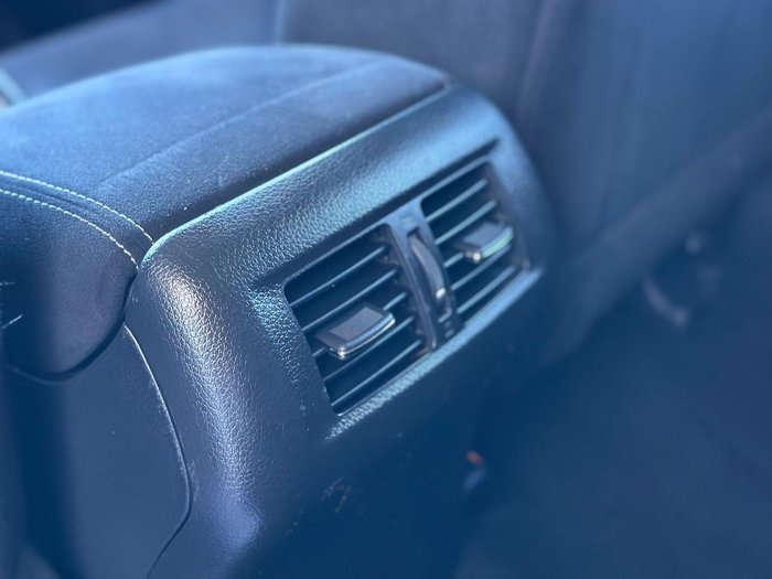 2016 Nissan Navara ST