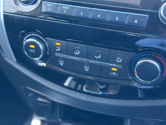 2016 Nissan Navara ST