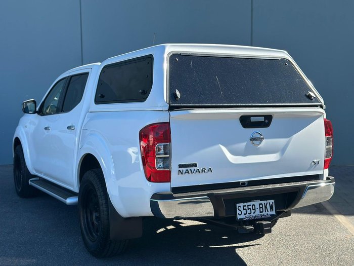 2016 Nissan Navara ST