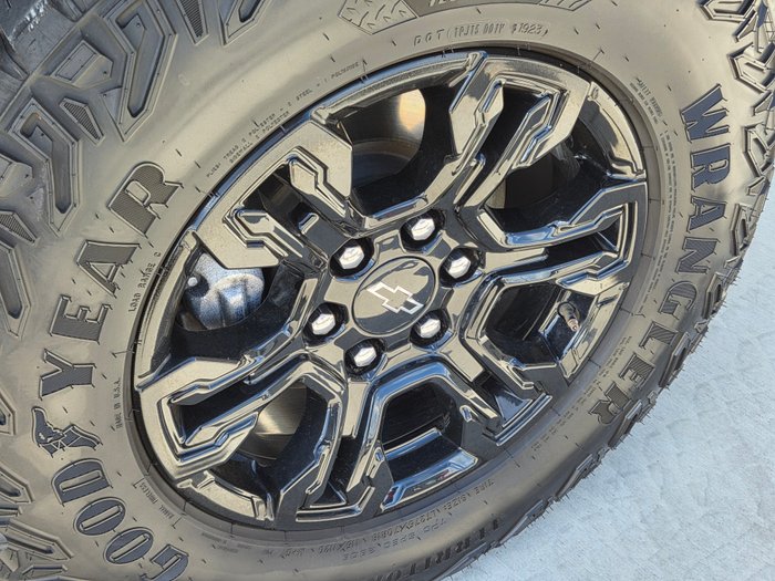 2023 Chevrolet Silverado 1500 ZR2 W/Tech Pack