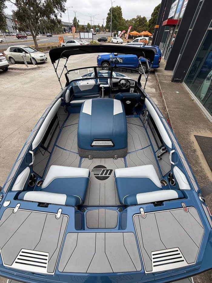 2022 Malibu Response TXi Open Bow