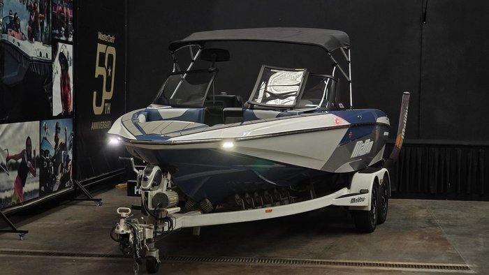 2022 Malibu Response TXi Open Bow