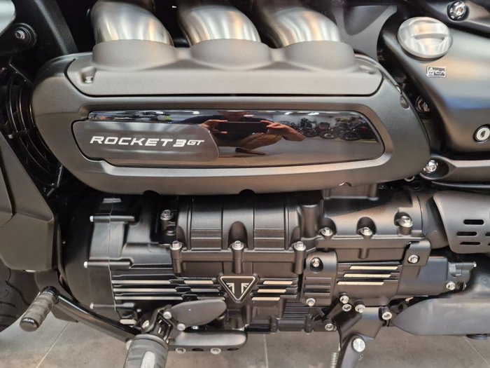 2025 Triumph 2025 Triumph 2500CC Rocket 3 Storm GT SAPPHIRE BLACK