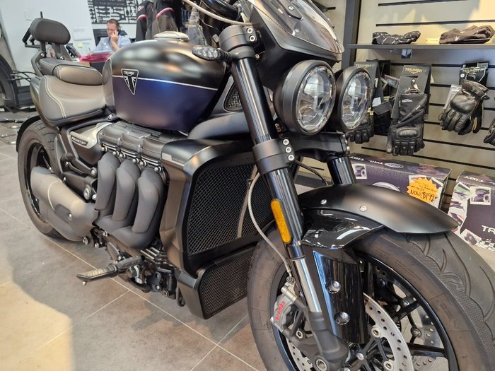 2025 Triumph 2025 Triumph 2500CC Rocket 3 Storm GT SAPPHIRE BLACK