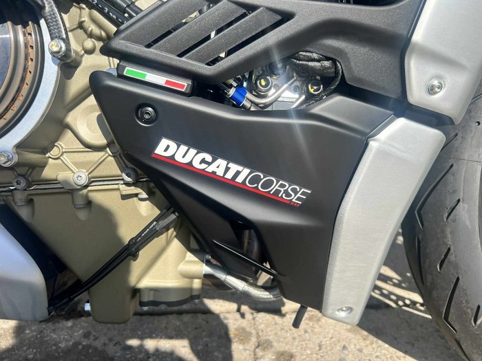 2022 DUCATI STREETFIGHTER V4 SP GREY