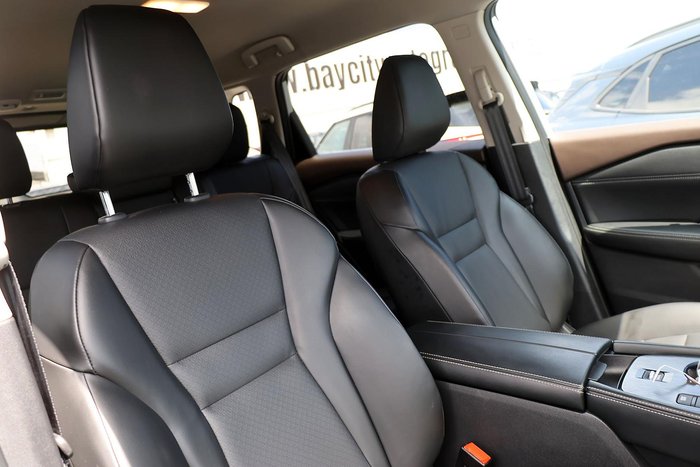 2025 Nissan X-TRAIL ST-L