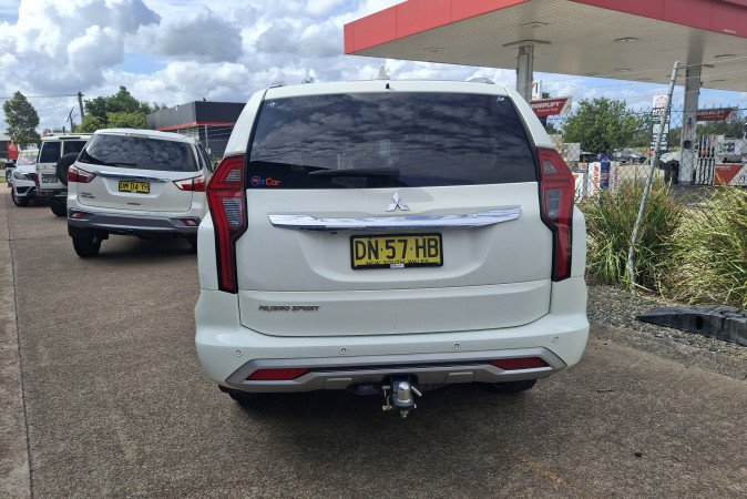 2021 MITSUBISHI PAJERO SPORT