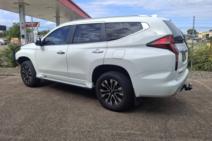 2021 MITSUBISHI PAJERO SPORT GLS (4x4) 7 SEAT