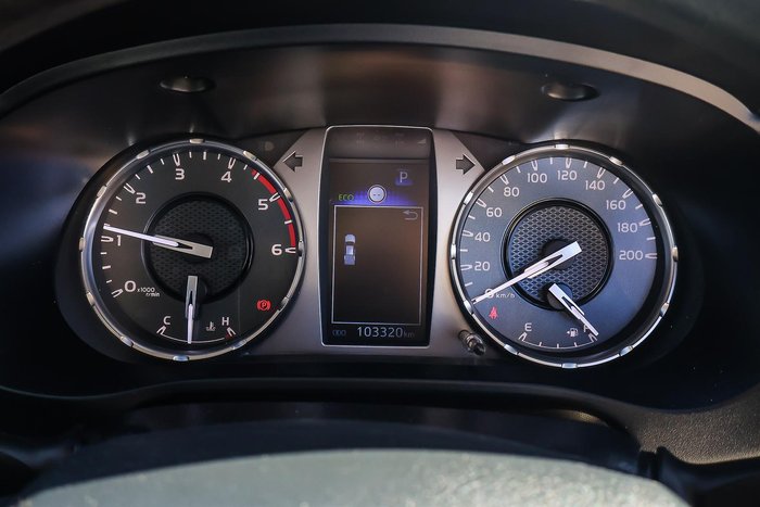 2023 Toyota Hilux SR