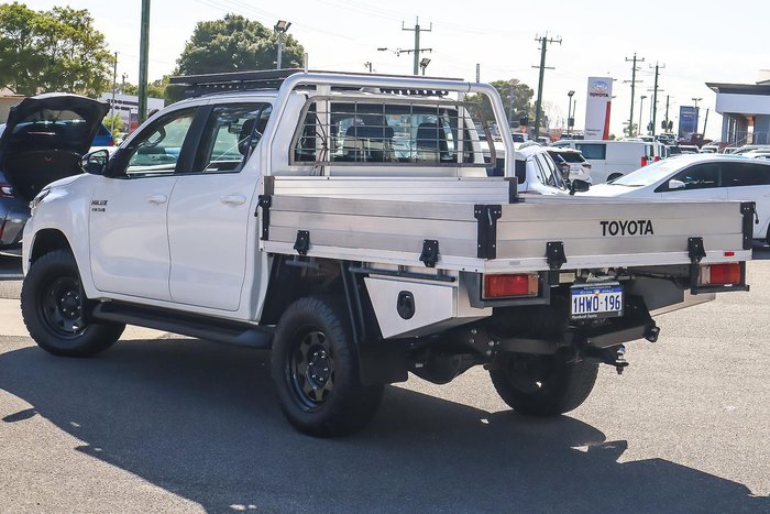 2023 Toyota Hilux SR
