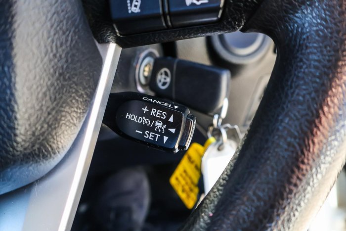 2023 Toyota Hilux SR