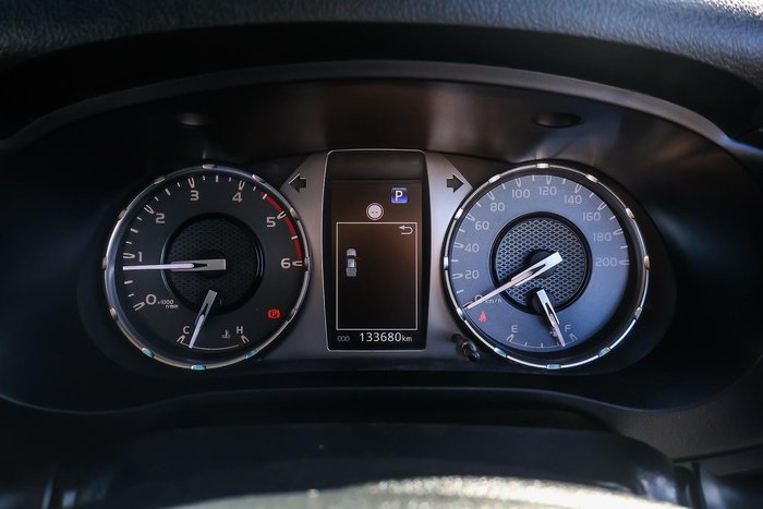 2022 Toyota Hilux SR