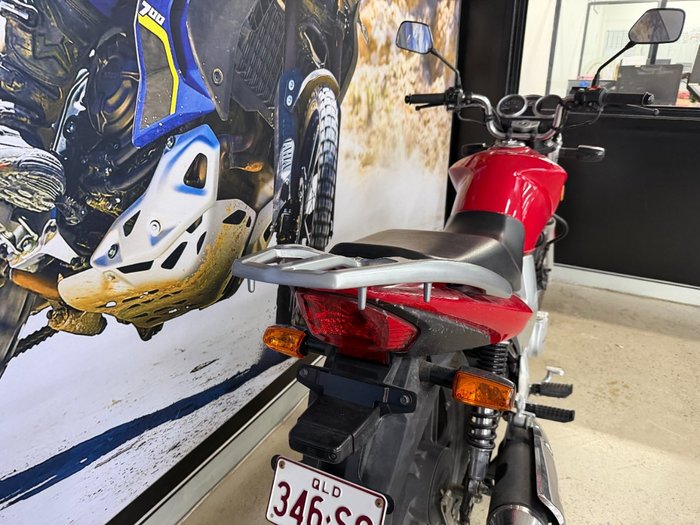 2018 Honda CB125E RED