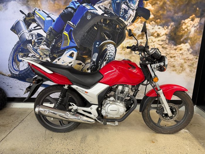2018 Honda CB125E RED