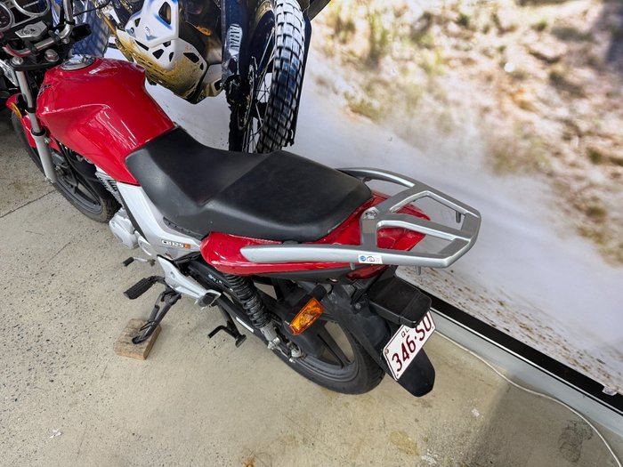2018 Honda CB125E RED