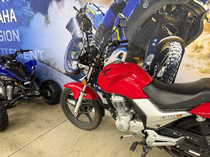 2018 Honda CB125E RED