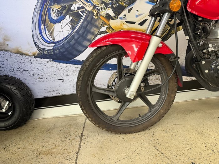 2018 Honda CB125E RED