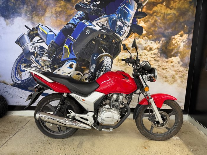 2018 Honda CB125E RED