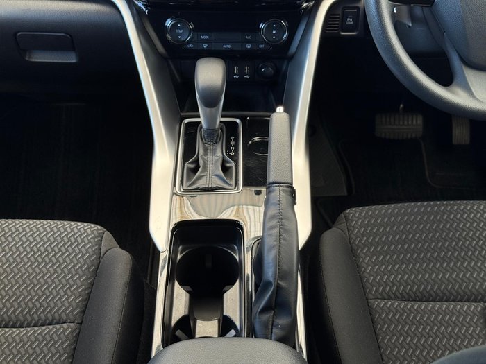 2024 Mitsubishi Eclipse Cross ES