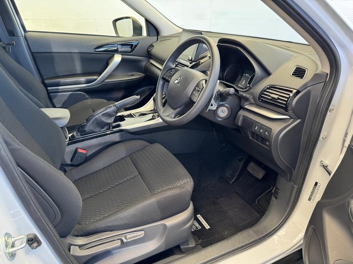 2024 Mitsubishi Eclipse Cross ES