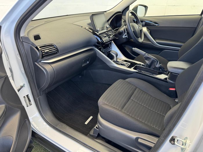 2024 Mitsubishi Eclipse Cross ES