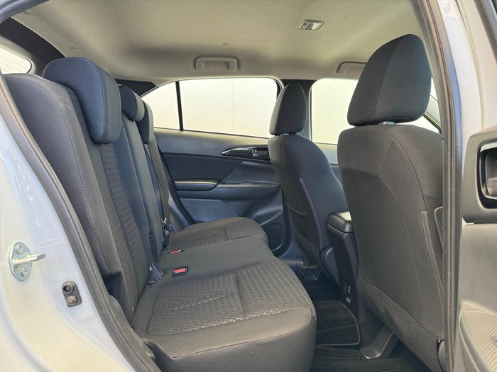 2024 Mitsubishi Eclipse Cross ES