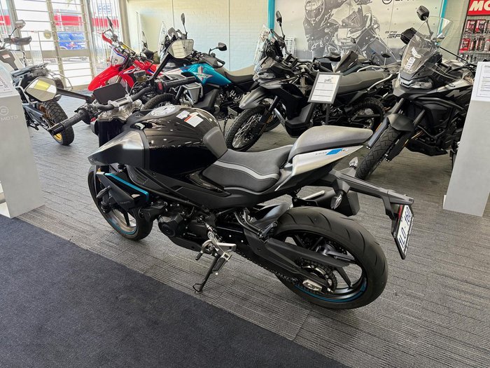 2025 CFMOTO 450NK NK Black