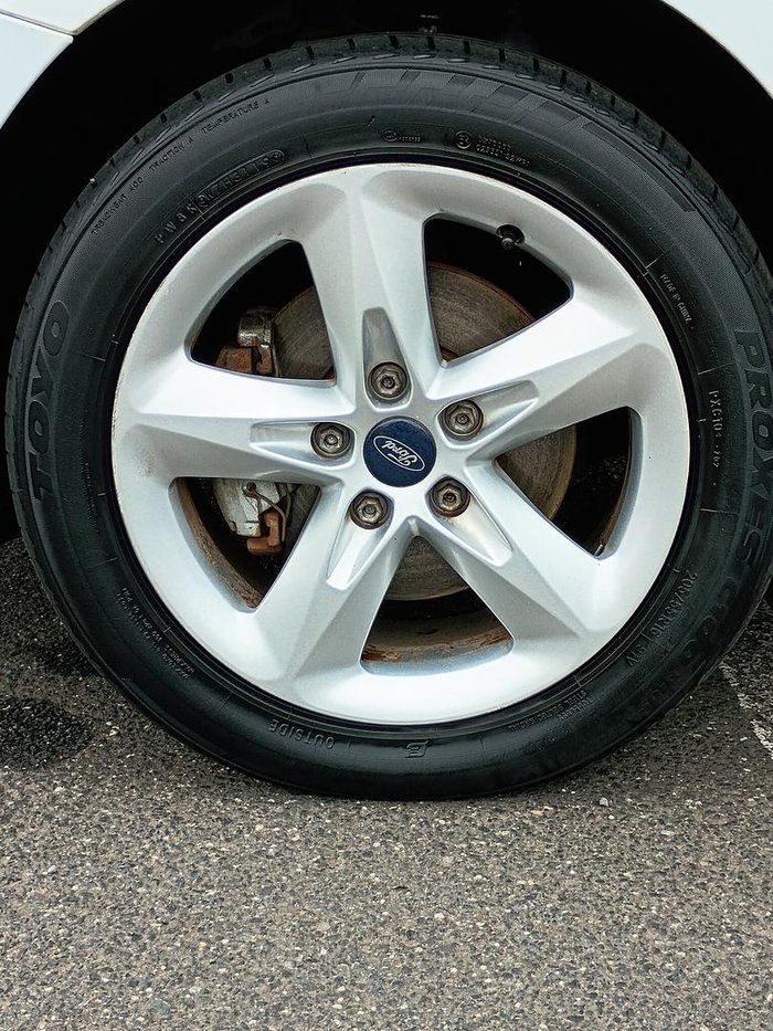 2010 Ford Focus LX LV Frozen White