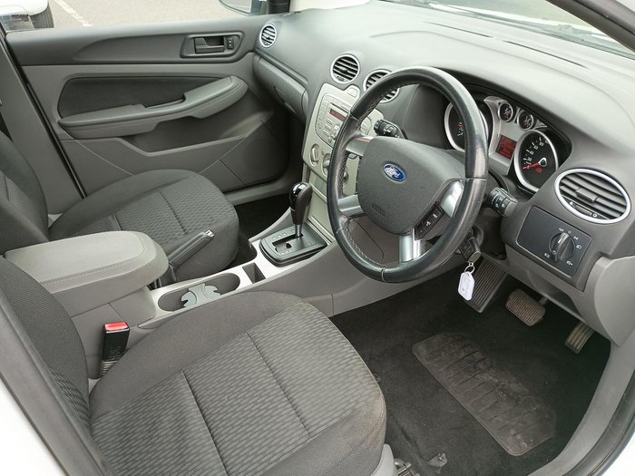 2010 Ford Focus LX LV Frozen White