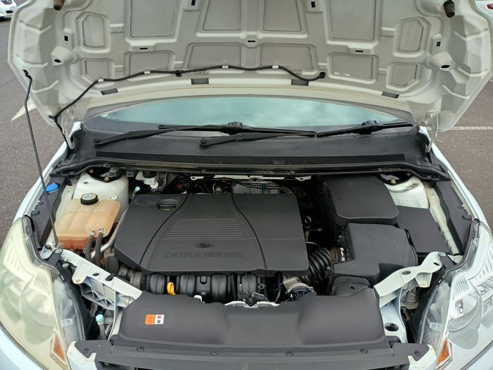 2010 Ford Focus LX LV Frozen White