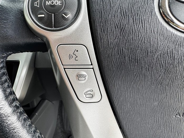 2012 Toyota Prius V i-Tech ZVW40R Crystal Pearl