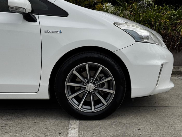 2012 Toyota Prius V i-Tech ZVW40R Crystal Pearl