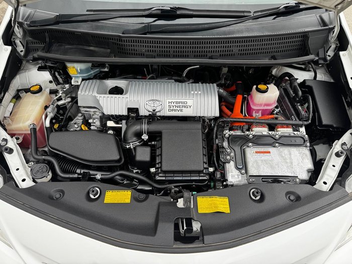 2012 Toyota Prius V i-Tech ZVW40R Crystal Pearl