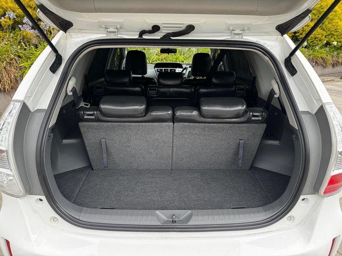 2012 Toyota Prius V i-Tech ZVW40R Crystal Pearl